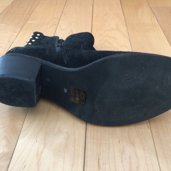 Hibou Suede studded booties - Picture 7 of 7